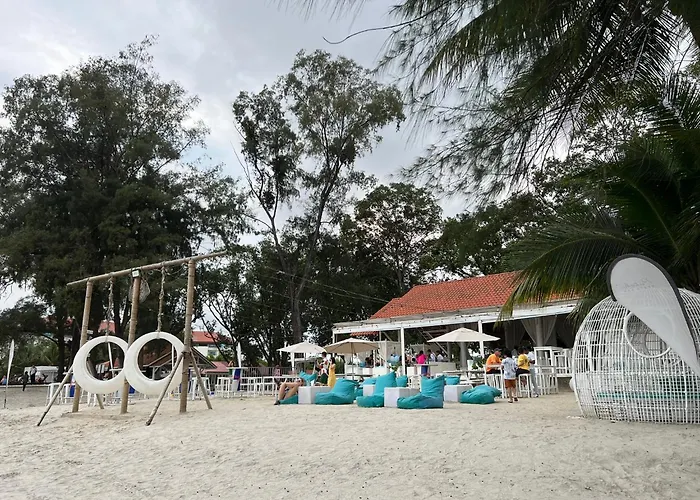 Vitaminsea6 Mt View 6Pax Studio Netflix A-13A-25
